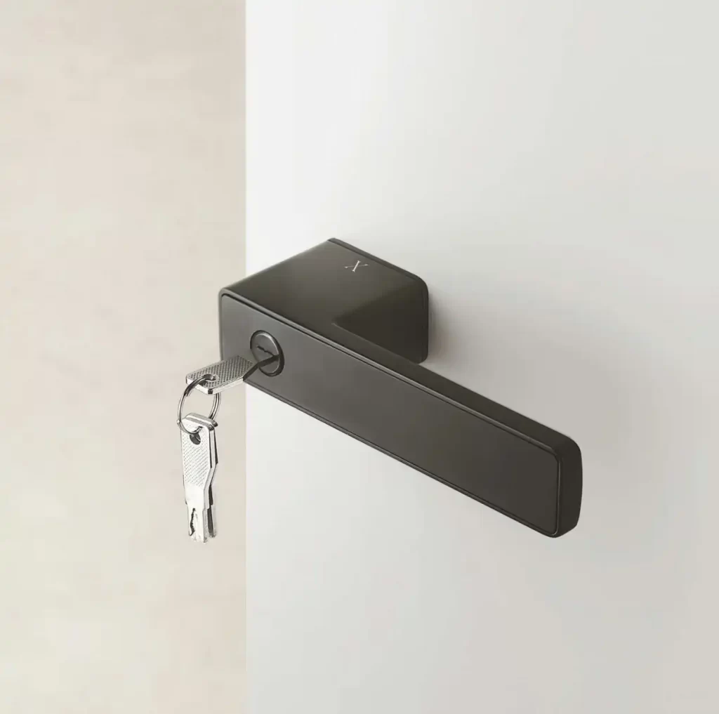 XHardware Mfg. Zamak Minimalist Door Handle Lock Matte Black Finish